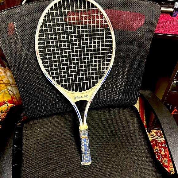 Used Tennis Racket 🎾 - Picture 2 of 4